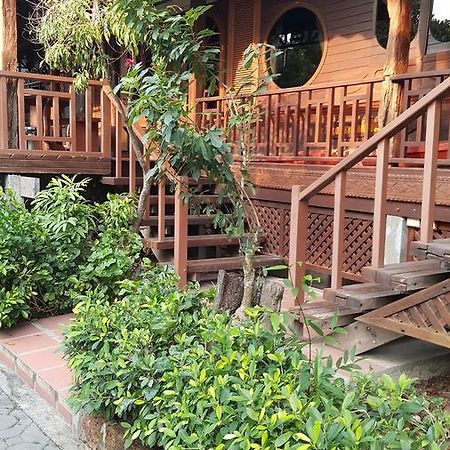 Ruean Mai Chai Khlong Amphawa Zewnętrze zdjęcie