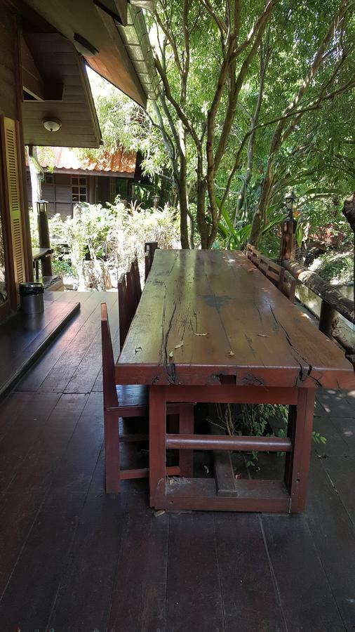 Ruean Mai Chai Khlong Amphawa Zewnętrze zdjęcie