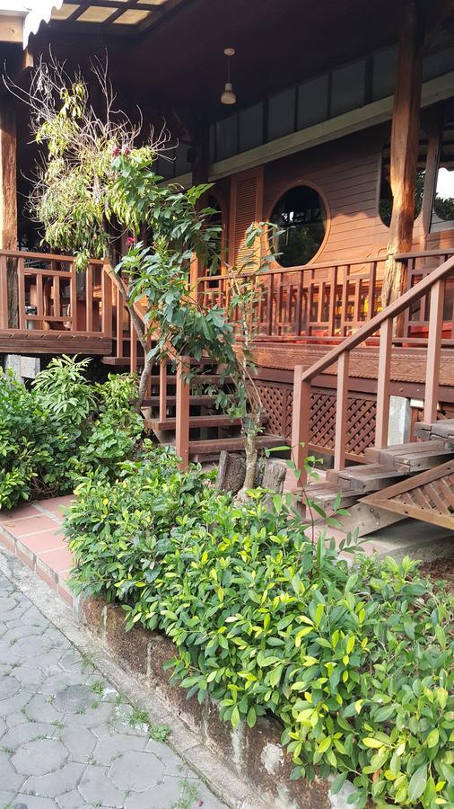 Ruean Mai Chai Khlong Amphawa Zewnętrze zdjęcie