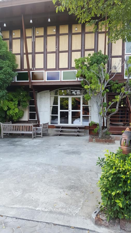 Ruean Mai Chai Khlong Amphawa Zewnętrze zdjęcie