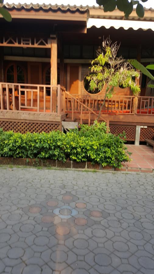 Ruean Mai Chai Khlong Amphawa Zewnętrze zdjęcie