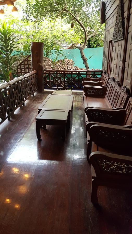 Ruean Mai Chai Khlong Amphawa Zewnętrze zdjęcie