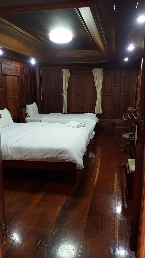 Ruean Mai Chai Khlong Amphawa Zewnętrze zdjęcie
