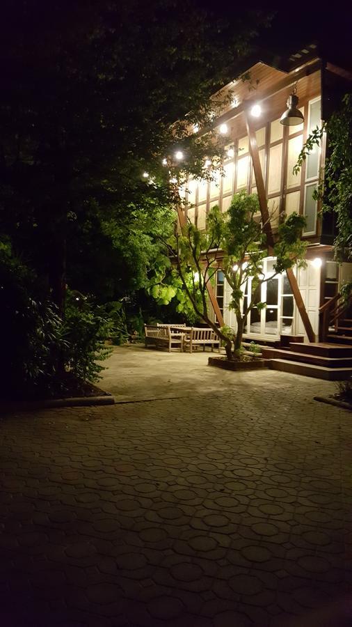 Ruean Mai Chai Khlong Amphawa Zewnętrze zdjęcie