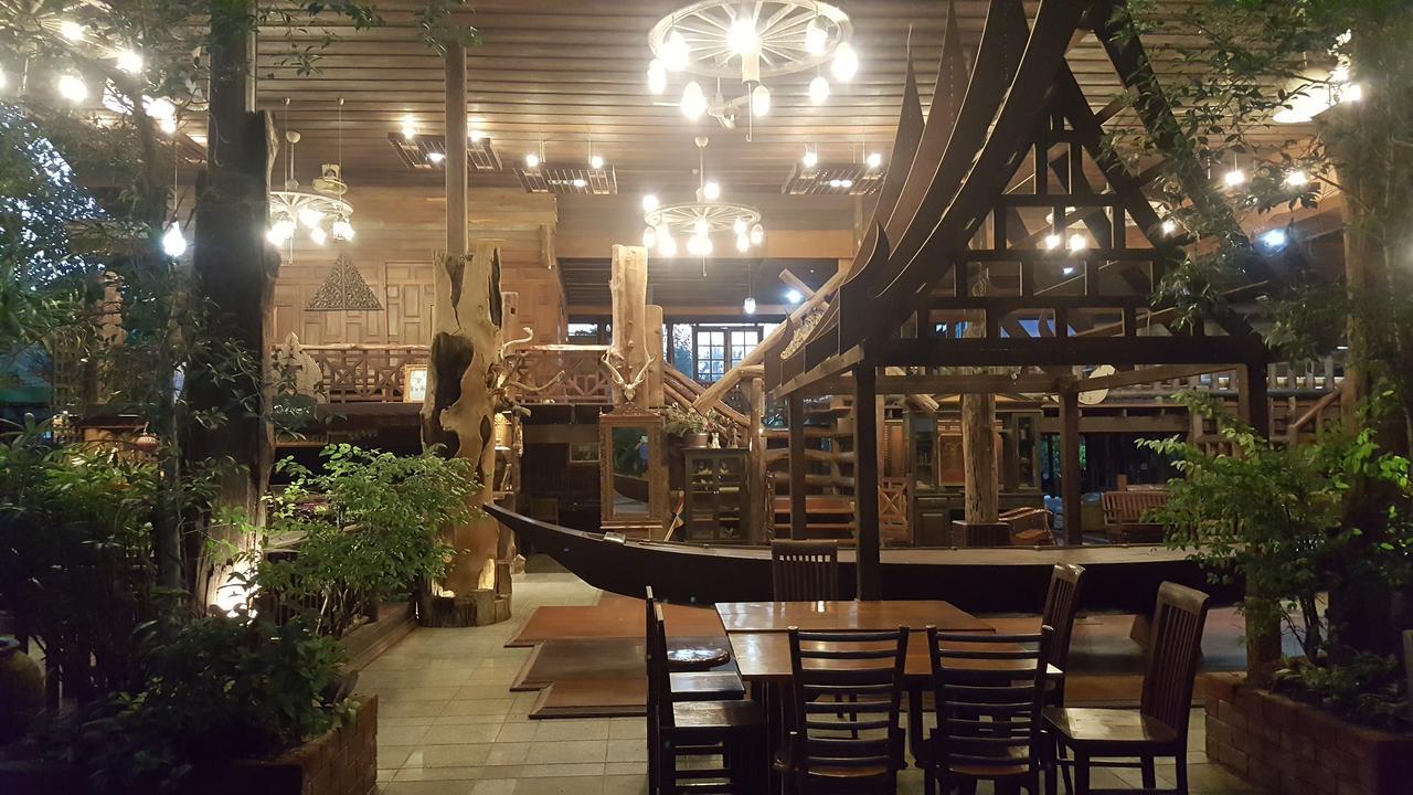 Ruean Mai Chai Khlong Amphawa Zewnętrze zdjęcie